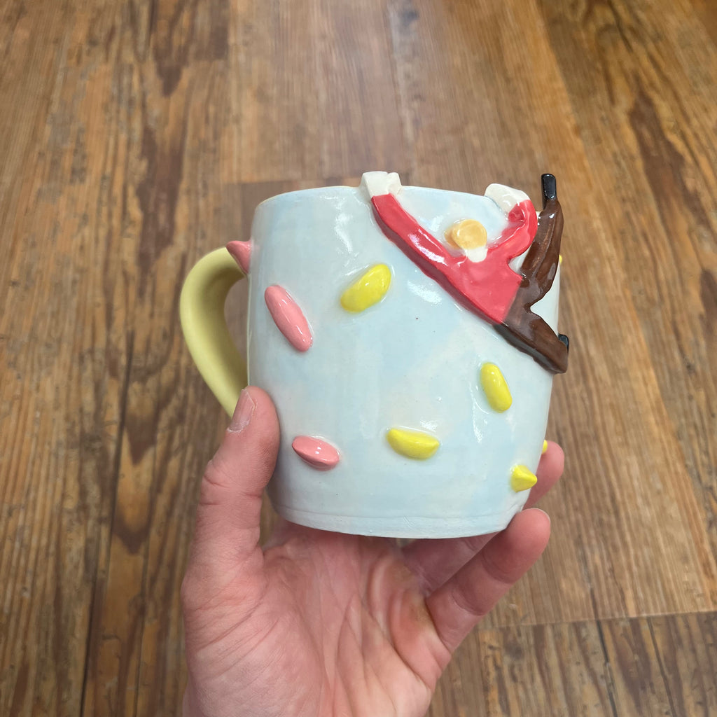 Climber Mug with Topout in Biscotti
