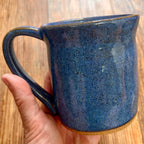 A blue mug
